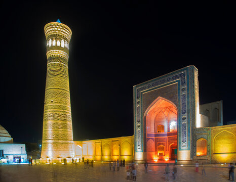 Kalan Mosque (Masjid-i Kalan) and Kalan Minaret of Po-i-Kalan (Poi Kalan) - islamic religious complex in Bukhara. Uzbekistan