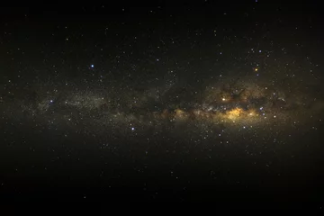 Deurstickers Duidelijk melkwegstelsel met sterren en ruimtestof in het heelal © sripfoto