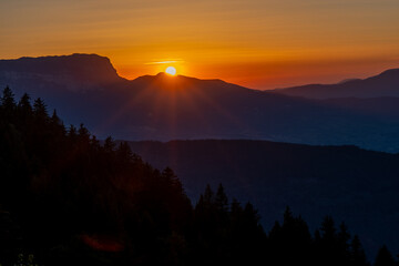 Frankreich im Sommer Sonnenaufgang