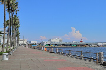 大阪南港の風景