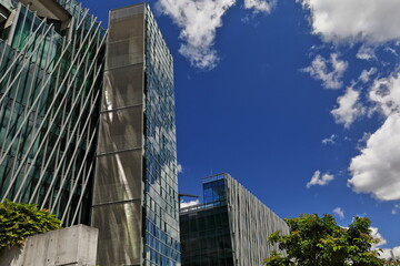 Modern buildings-public teaching facility-steel, glass and concrete-Gardens Point. Brisbane-Australia-035 - obrazy, fototapety, plakaty