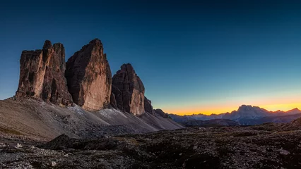 Photo sur Plexiglas Dolomites Panorama of Tre Cime di lavaredo after sunset, Dolomites