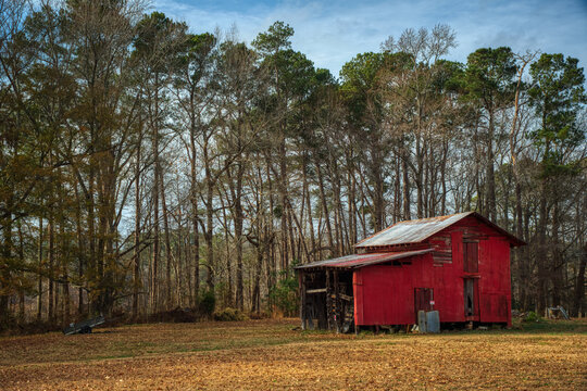 A rural red barn landscape out in North Carolina.