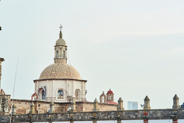 Fototapeta na wymiar basilica balcon