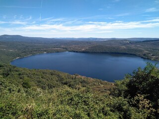 Fototapeta na wymiar View of the Round Lake
