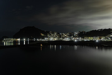 Obraz premium 雑賀崎漁港の夜景
