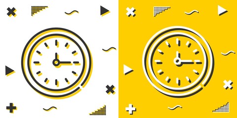 wall clock line icon. Simple outline style.wall clock linear sign. Vector illustration isolated on white background. Editable stroke EPS 10