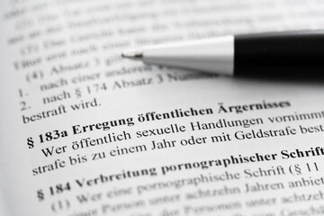 Erregung öffentlichen Ärgernisses Strafgesetzbuch