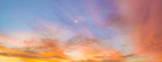 Obraz na płótnie Canvas Colorful Sky at Sunset