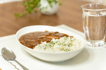 日本の定番料理カレーライス