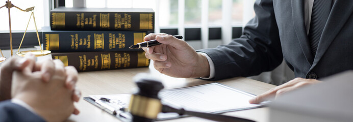 Attorney or judge provides legal advice to the client in the courtroom, Ethics in the courts include justice and impartiality, legal consultant, scales of justice, law hammer, Litigation and justice. - obrazy, fototapety, plakaty