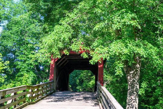 Sugar Creek Covered Bridge