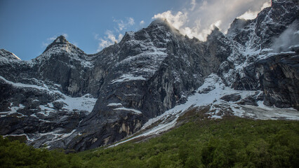 Fototapeta premium Trollryggen - Park Narodowy Reinheimen w Norwegii