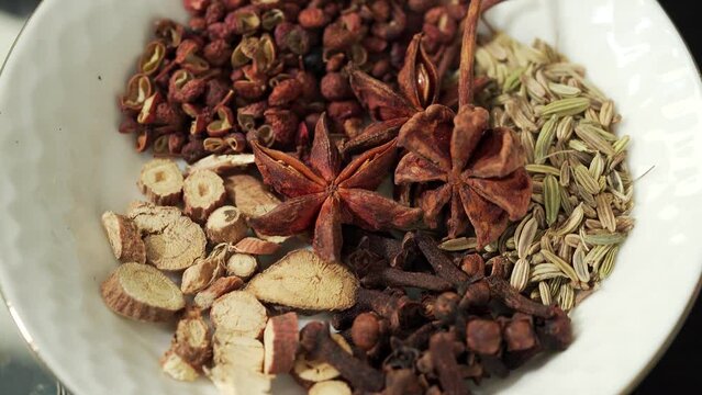 Ingredients for Chinese-style Braised Red Braised Bun