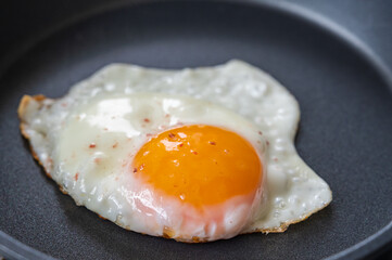 目玉焼き