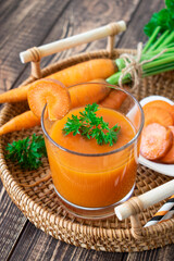 carrot juice with herbs