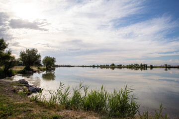 Fototapeta premium lake and sky
