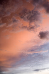 Obraz premium Beautiful cloudy sunset sky. Stunning sunset sky background. Sunset sky wallpaper. Banda Aceh, Indonesia.