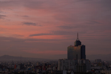 Obraz premium panoramic photo of a beautiful sunrise in mexico city