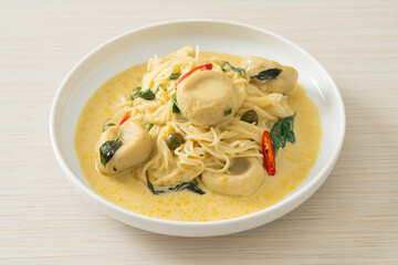 Rice Noodles with Green curry and Fish ball