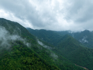 Obraz premium Aerial view of beautiful forest mountain landscape