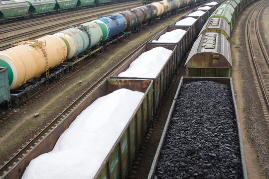 Wagons with coal and mineral fertilizers are waiting for departure, import ban, crisis, sanctions