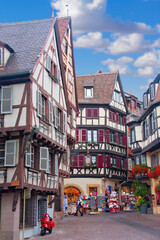 Romantisches Dorf Comar im Elsass, Frankreich