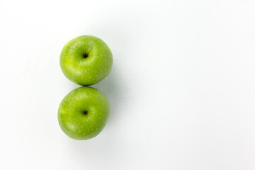 Two ripe green apples isolat on white background, fresh green apples fruit for healthy cooking concept