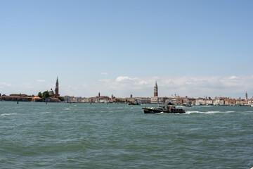 Fototapeta premium walk through the canals of Venice