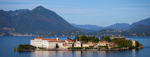  view of Lago Maggiore