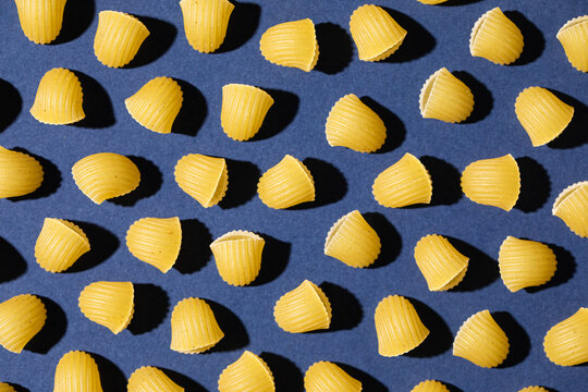 Seamless pattern of raw pasta