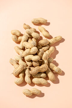 Pile of peanuts in the shell