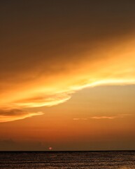 Fototapeta premium sunset over the sea