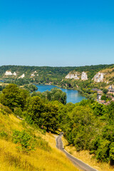 Naklejka premium Unterwegs im wunderschönen Tal der Seine am Château Gaillard - Les Andelys - Normandie - Frankreich