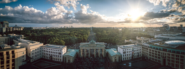 BerlinRave1