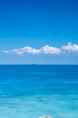 Obraz premium blue sky and sea