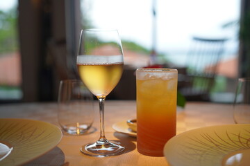 高級フレンチレストランでとる食事