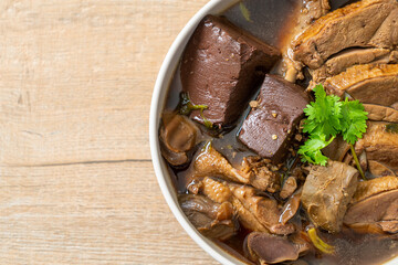 Pot-stewed ducks or Steamed duck with soy sauce and spices