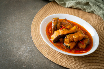 Redtail Catfish Fish in Dried Red Curry Sauce that called Choo Chee