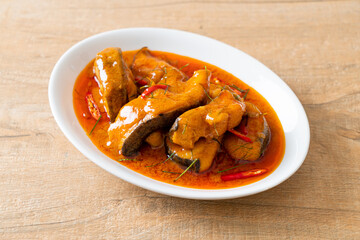 Redtail Catfish Fish in Dried Red Curry Sauce that called Choo Chee