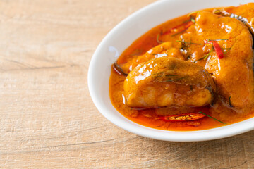 Redtail Catfish Fish in Dried Red Curry Sauce that called Choo Chee