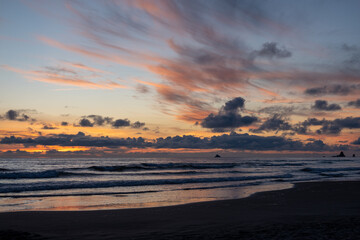 Fototapeta na wymiar sunset at the beach