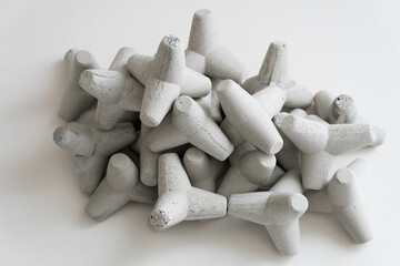 Concrete tetrapod breakwaters. Tetrapod model, design concept