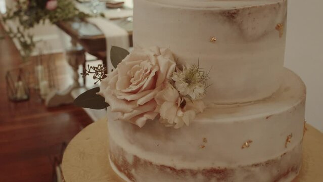 A simple elegant wedding cake. A celebration of the union between two people.  Exquisite in taste and impeccable design.  Extraordinary baking, for a happy wedding and memorable family reunion