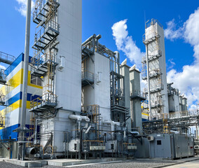 Production of oxygen and nitrogen from the air. Appearance of the distillation column and the main...