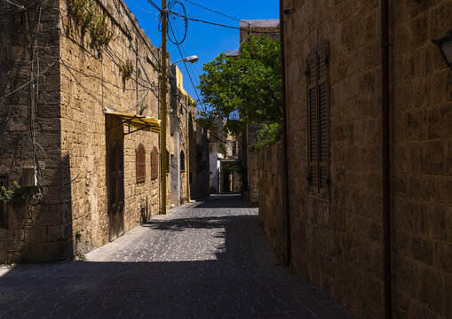 Old traditional lebanese house in a village, North Governorate, Batroun, Lebanon