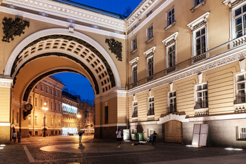 Fototapeta na wymiar Main staff arch in Saint Petersburg
