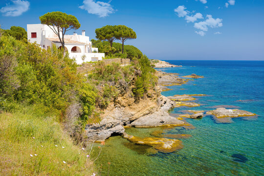 Cliffs of the coastal road from Port of Selva to Llan&ccedil;a in the middle of spring. Costa Brava, Catalonia, Spain