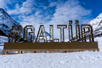 #GALTÜR sign in snow, mountain in background