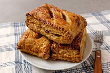 Bread Apple Pie with Cinnamon and Apples